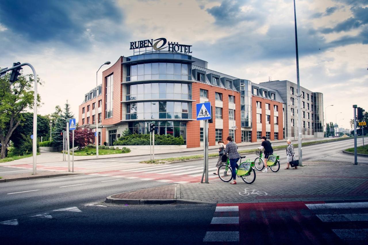 Ruben Hotel Zielona Góra Exterior foto