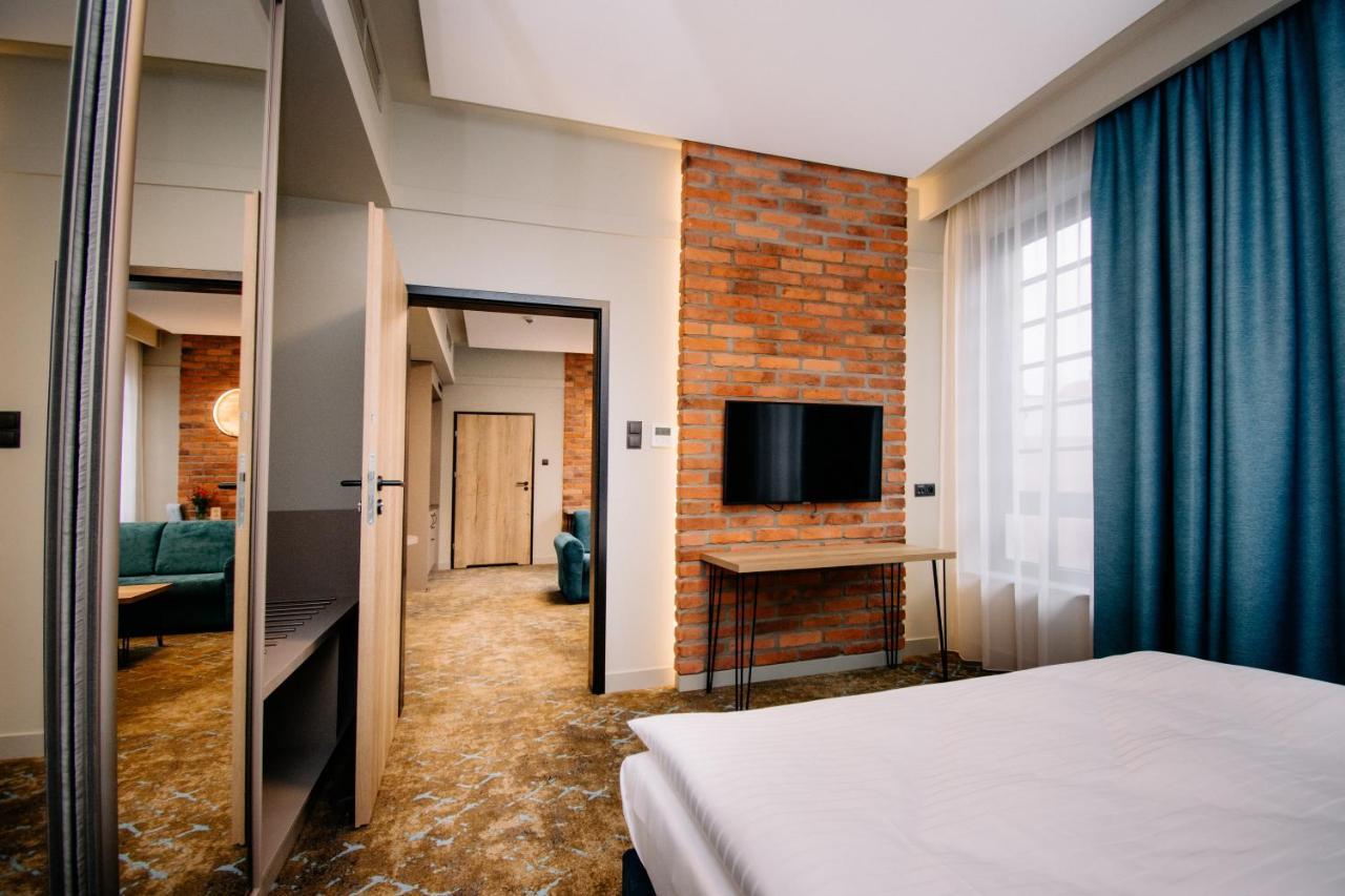 Ruben Hotel Zielona Góra Exterior foto