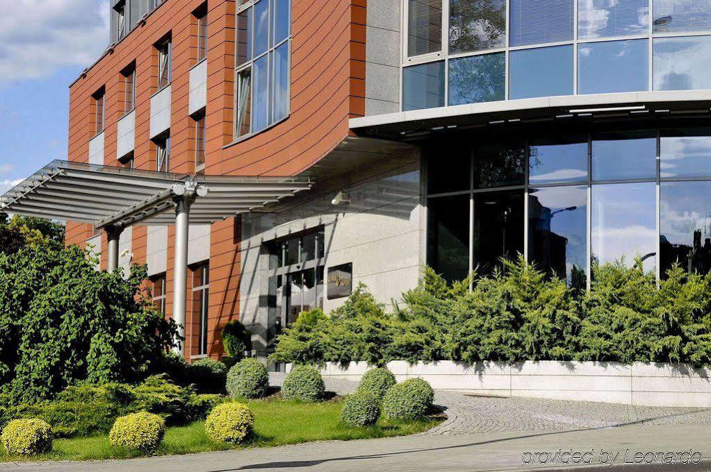 Ruben Hotel Zielona Góra Exterior foto
